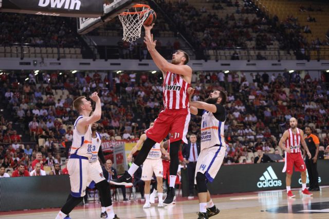 Ολυμπιακός – Βαλένθια : Ξεμπούκωσε ο Ολυμπιακός στο πρώτο μέρος