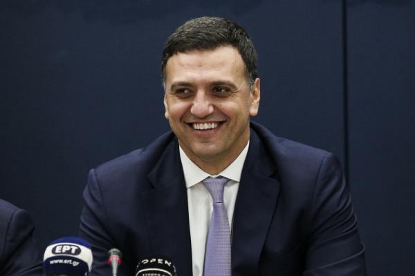 Νομοσχέδιο – σκούπα Κικίλια: Τι θα ισχύει για κάπνισμα, clawback, φαρμακευτική δαπάνη