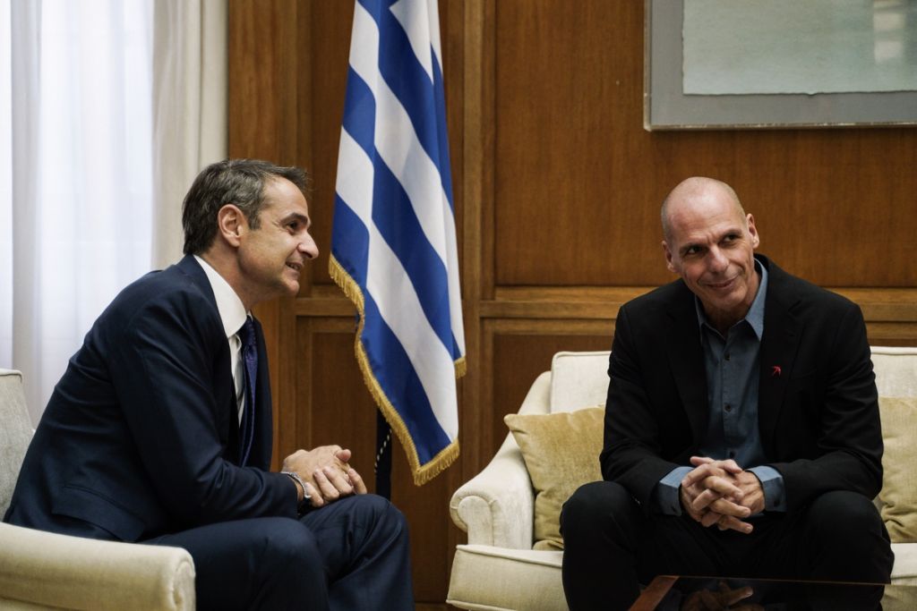 Ψήφος αποδήμων : «Ναι» από Βαρουφάκη – «Πάμε με διάθεση συνεργασίας»