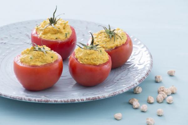 Γεμιστά με άλειμμα ρεβιθιού