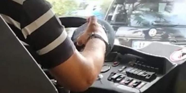 Απίστευτη καταγγελία : Οδηγός τρόλεϊ έπαιζε με το κινητό του ενώ οδηγούσε