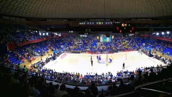 Μπαρτσελόνα – Άλμπα : Στους δρόμους οι Καταλανοί, άδειο το Παλάου Μπλαουγκράνα