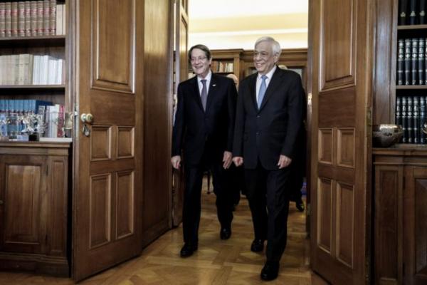 ΠτΔ σε Αναστασιάδη : Δεν θα ανεχτούμε από την Τουρκία παραβιάσεις της κυπριακής ΑΟΖ