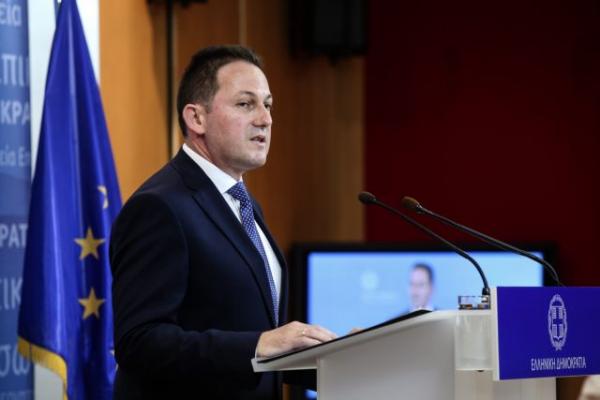 Πέτσας για τηλεοπτικά δικαιώματα : Η κυβέρνηση σέβεται τα χρήματα των φορολογούμενων