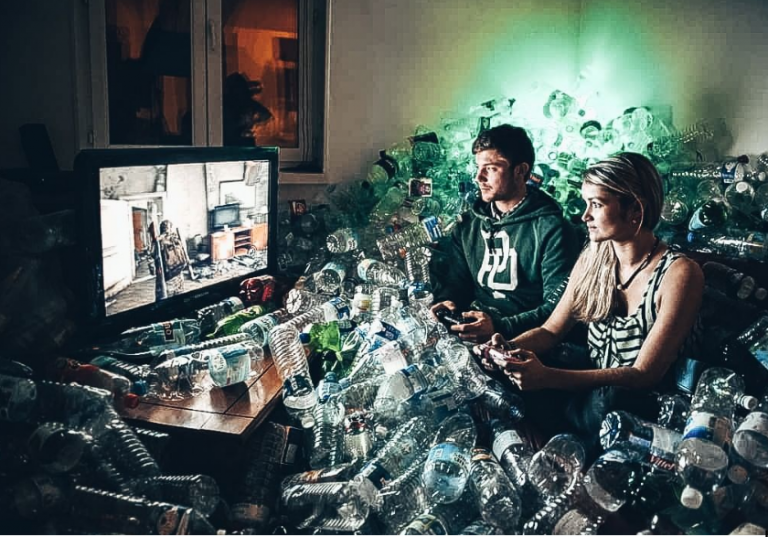 Πλαστικά απορρίμματα από ωκεανούς για το μπουκάλι αναψυκτικών