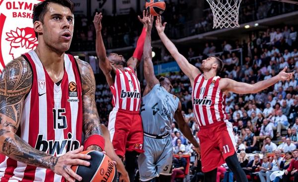 LIVE: ΤΣΣΚΑ Μόσχας – Ολυμπιακός 79-84 (τελικό)