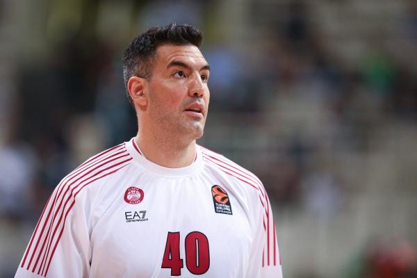 Παναθηναϊκός – Αρμάνι : Υποδοχή με χειροκρότημα για τον αντίπαλο Σκόλα