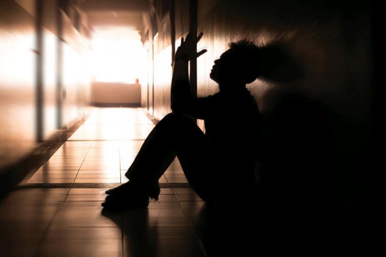 Ένας στους τέσσερις εφήβους στην Ελλάδα έχει σκεφτεί να βλάψει τον εαυτό του