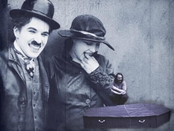 Checkpoint Charlie: Η απαγωγή του φέρετρου του Τσάρλι Τσάπλιν γίνεται παράσταση