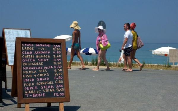 ΤτΕ : Στα 4,18 δισ. αυξήθηκαν οι τουριστικές εισπράξεις τον Αύγουστο