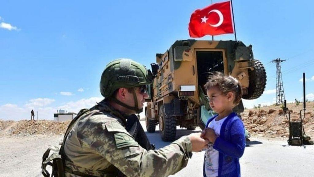 Προπαγάνδα δίχως τέλος στα τουρκικά social media – Οι εύσπλαχνοι τούρκοι στρατιώτες στη Συρία