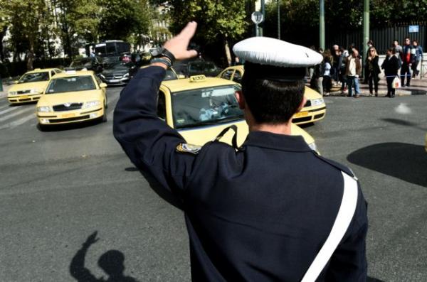 Κυκλοφοριακές ρυθμίσεις σε Αθήνα και Πειραιά την Κυριακή
