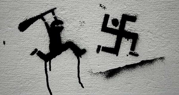 Η Ελλάδα δεν κινδυνεύει από 16χρονα και πρόσφυγες. Από τους φασίστες κινδυνεύει