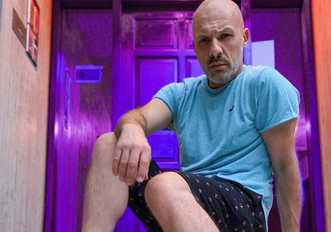 Νίκος Μουτσινάς: «Με τον θάνατο της μητέρας μου, τρελάθηκα»