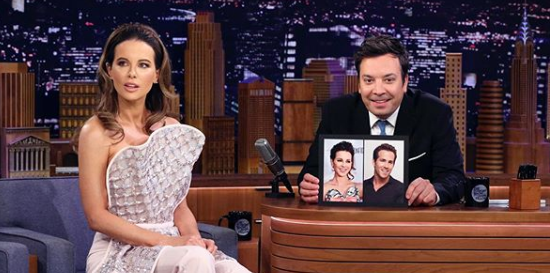 Κέιτ Μπεκινσέιλ: «Είμαι ίδια ακριβώς με τον Ράιαν Ρέινολντς»