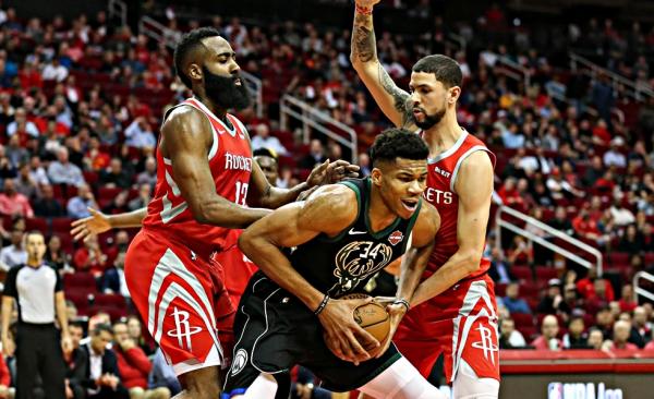 Ο Greek Freak έσπασε ρεκόρ πέντε δεκαετιών