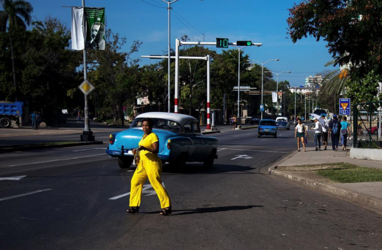 Φωτογραφική περιπλάνηση με τον Bernaert στα Εξάρχεια