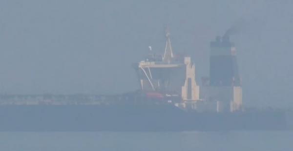 Θρίλερ στα ανοιχτά της Σαουδικής Αραβίας: Ισχυρή έκρηξη σε ιρανικό τάνκερ