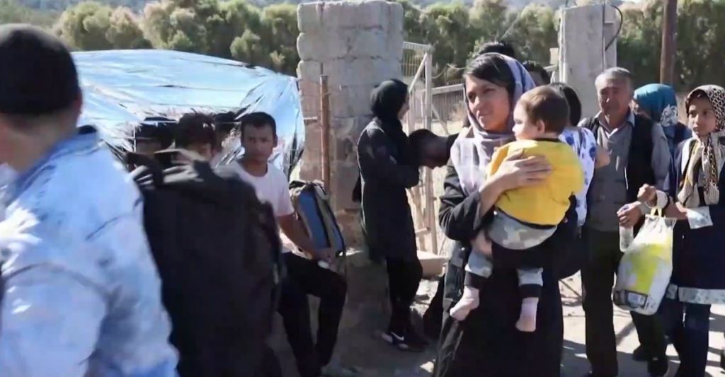 «Ασφυξία» στη Μόρια: Ξεπέρασαν τις 15.000 οι πρόσφυγες – «Στο κόκκινο» και η Σάμος