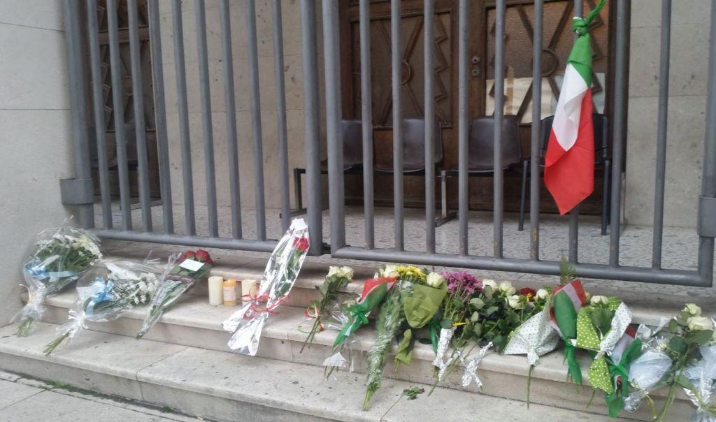 Ιταλία : Δύο αστυνομικοί σκοτώθηκαν από πυρά ληστών σε αστυνομικό τμήμα