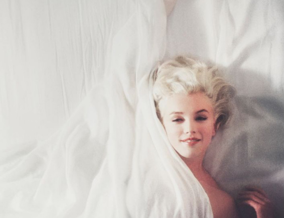«Παραλίγο στο κρεβάτι με τη Μέριλιν» : Τι εξομολογείται ο δημιουργός της πιο διάσημης φωτό της σταρ