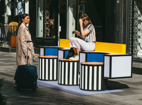 Walala Lounge: Ένα πολύχρωμο σαλόνι στην καρδιά του Λονδίνου