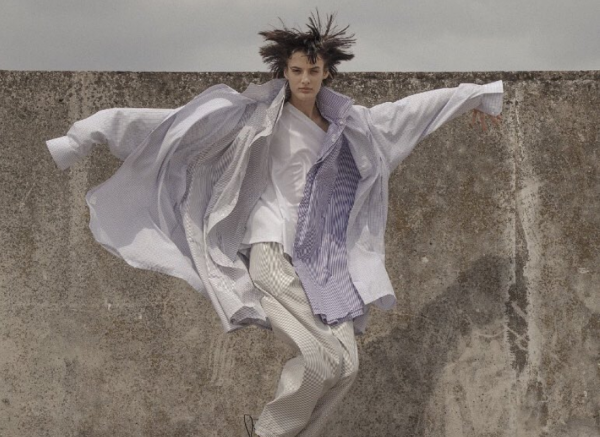 Ο ανερχόμενος σχεδιαστής που κέρδισε το Karl Lagerfeld Prize