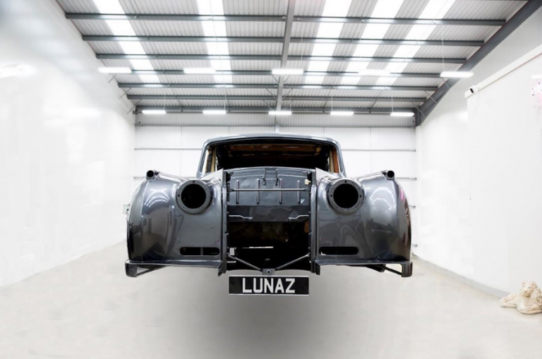 Διάσημα vintage αυτοκίνητα γίνονται ηλεκτροκίνητα