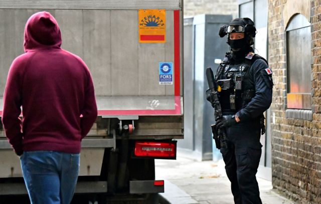 Ματωμένη Black Friday στην Ευρώπη – Φόβοι για επιστροφή της τρομοκρατίας