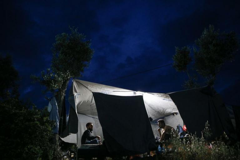 Προσφυγικό : Ξεπέρασαν τις 16.000 οι πρόσφυγες στο κέντρο της Μόριας