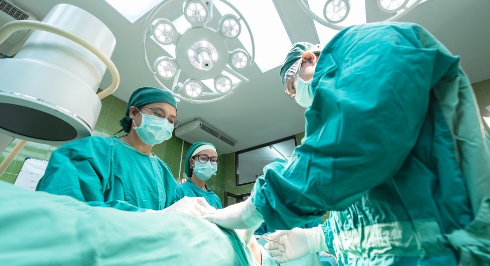 Χειρουργείο για... ρεκόρ Γκίνες - Αφαίρεσαν νεφρό «τέρας»
