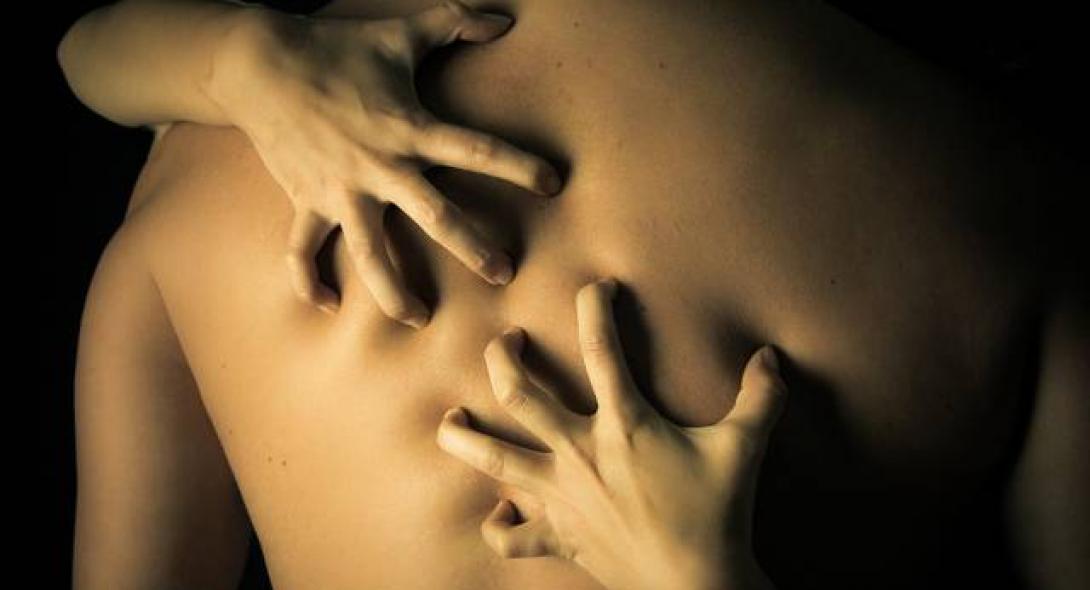 Πρώτη ερωτική εμπειρία από τα 15 και όχι πάντα με προφύλαξη για τους έλληνες έφηβους