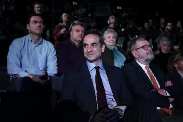 Στα ανάκτορα του Μπάκιγχαμ ο Κυριάκος