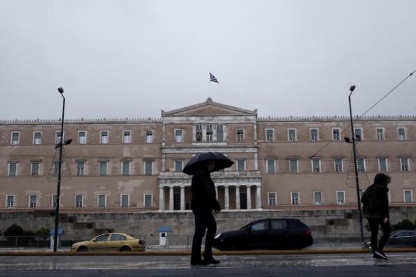 Κακοκαιρία «σαρώνει» την Αττική – Χάος στους δρόμους