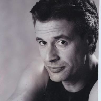 Νίκος Ζιάγκος : «Θυσιάστηκα για όσους αυτοκτονούσαν»