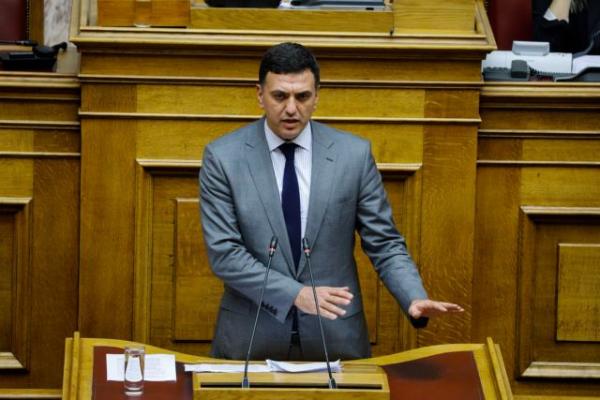 Το air hockey Κικίλια και Μπαλατσινού