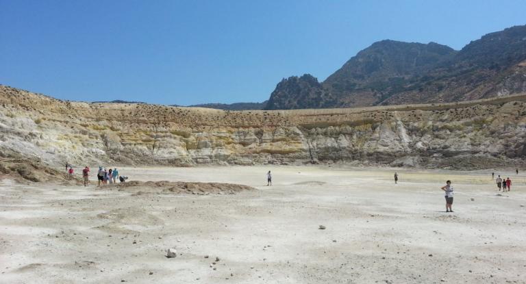 Νίσυρος : Βρετανός έπαθε σοβαρά εγκαύματα στο ηφαίστειο