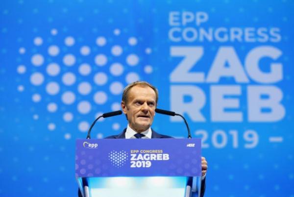 Ντόναλντ Τουσκ : Εξελέγη επικεφαλής του Ευρωπαϊκού Λαϊκού Κόμματος