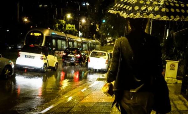 Κακοκαιρία : Πλημμύρες και καταστροφές σε όλη τη χώρα – Νέα επιδείνωση τις επόμενες ώρες
