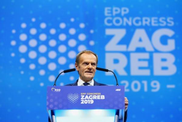 Δαγκωτό Τουσκ