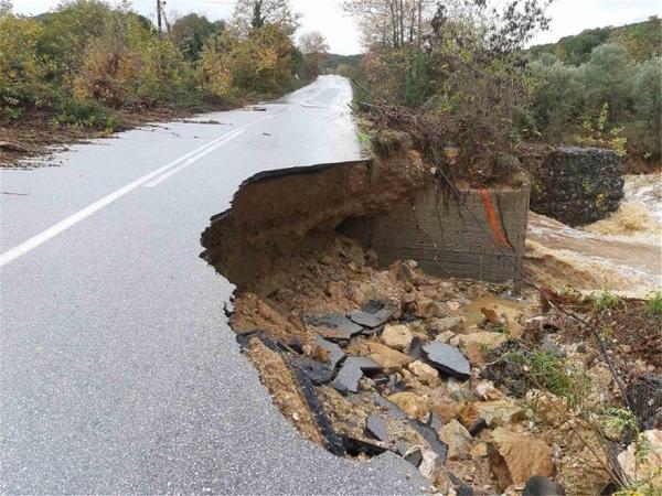 Κακοκαιρία : Σοβαρά προβλήματα στη χώρα – Κινδύνευσαν ζωές στη Χαλκιδική