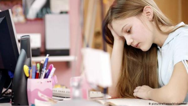 Το «τέρας» της κατάθλιψης και στα σχολικά θρανία