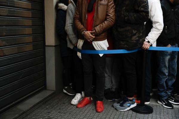 Black Friday : Αντίστροφή μέτρηση για τη μάχη των προσφορών