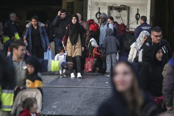 Ελληνικό Συμβούλιο για τους Πρόσφυγες: Εκτός διεθνούς δικαίου οι εξαγγελίες της κυβέρνησης για το προσφυγικό