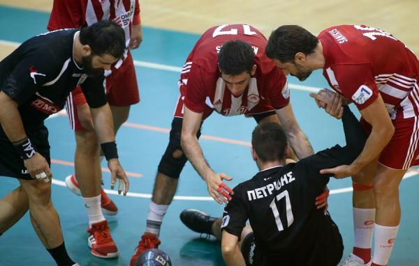 ΠΑΟΚ: Φόβοι για ρήξη χιαστών των Πετρίδη και Κεσίδη