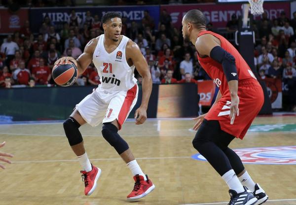 Ρούμπιτ: «Αν παίξουμε με το δικό μας στιλ, θα τα καταφέρουμε»