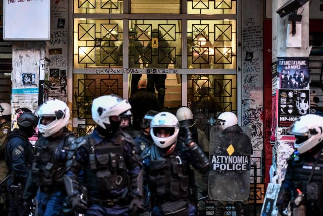 Πολυτεχνείο : Νέα επιχείρηση της ΕΛ.ΑΣ σε πολυκατοικία στα Εξάρχεια