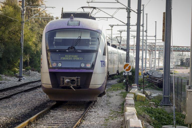 Κανονικά θα κινηθούν την Τρίτη τρένα και προαστιακός