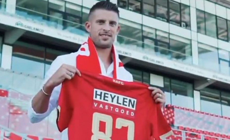 Ο Μιραλάς «αρπάχτηκε» με τον Μπόλονι και αρνήθηκε να μπει ως αλλαγή (pic)