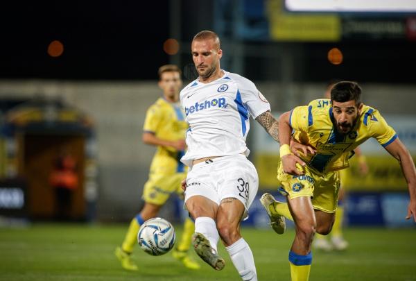 Ατρόμητος: Νοκ άουτ ο Βέλλιος, τιμωρημένος ο Μπαένα